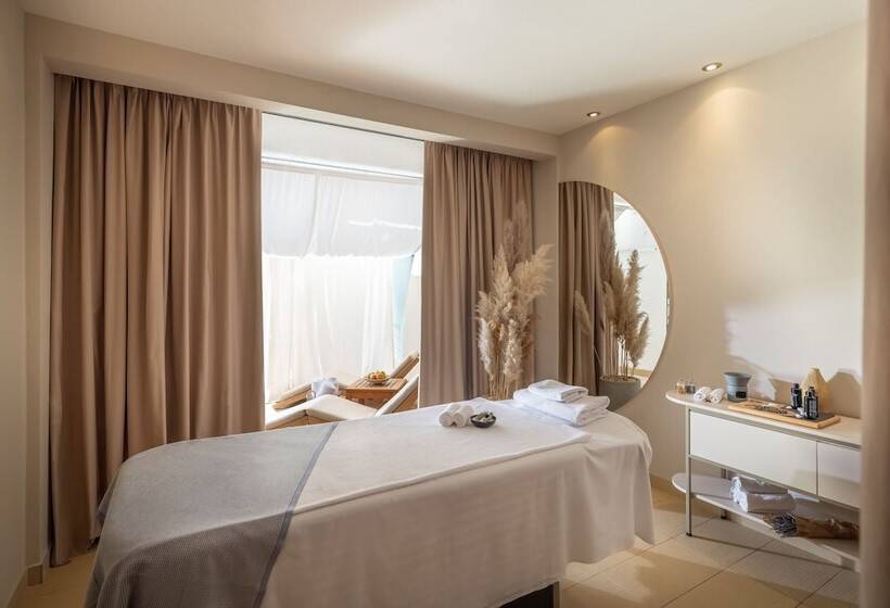 Отель Valamar Lacroma