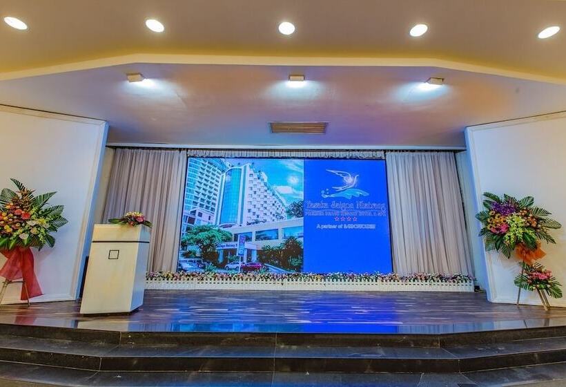 Yasaka Saigon Nha Trang Hotel & Spa