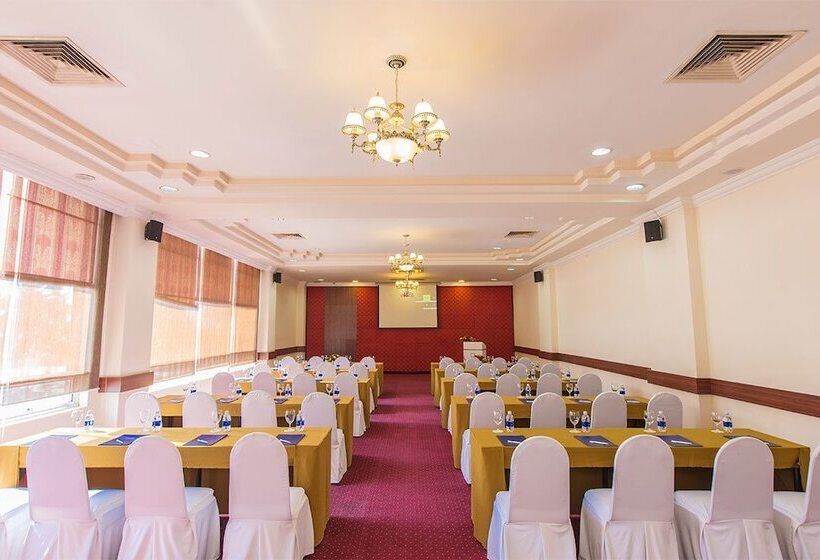 Yasaka Saigon Nha Trang Hotel & Spa