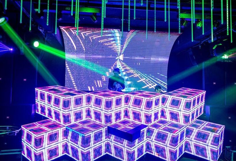 Yasaka Saigon Nha Trang Hotel & Spa