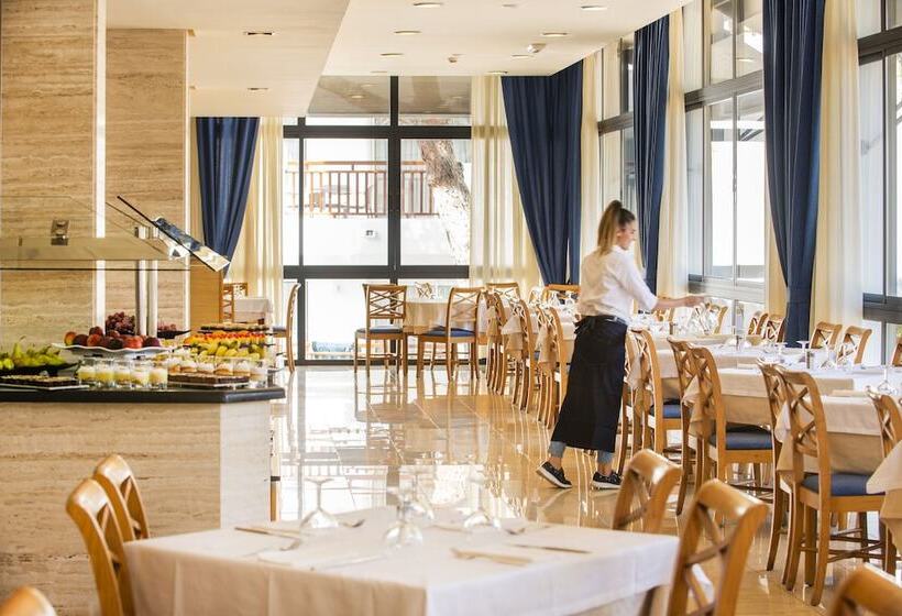 Inturotel Esmeralda Garden