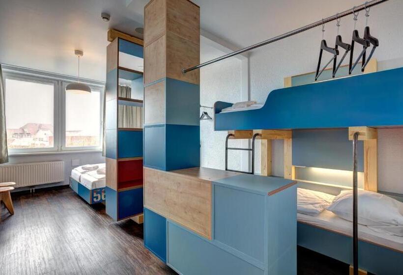 Meininger Hotel Hamburg City Center