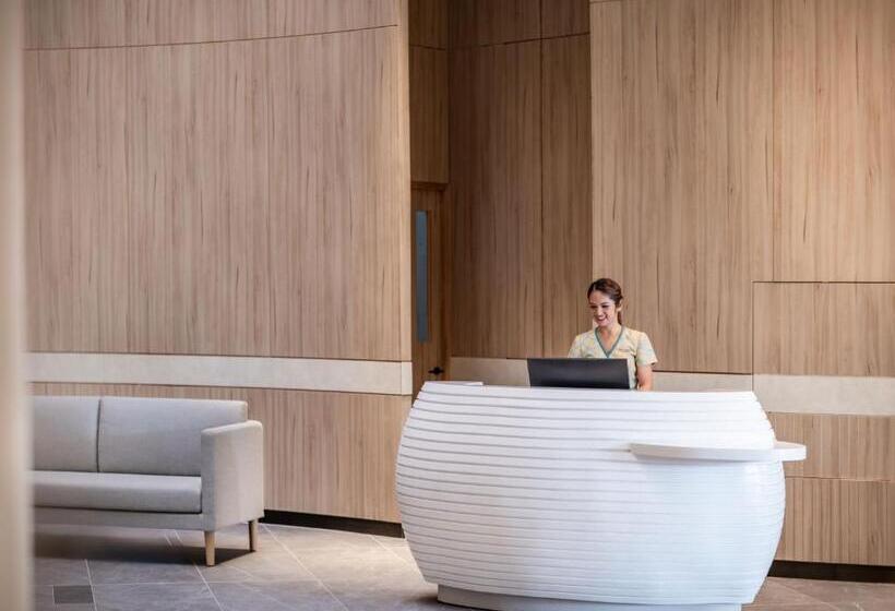 אתר נופש M Social Hotel Phuket