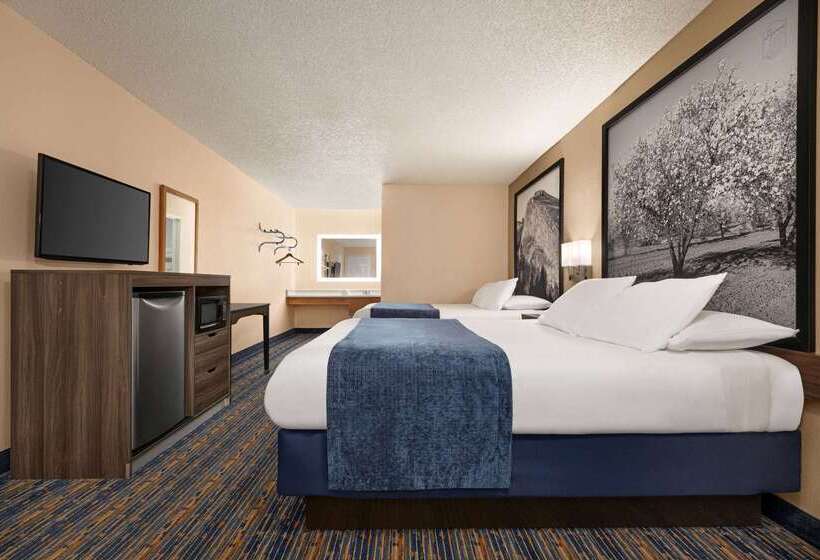 모텔 Super 8 By Wyndham Lindsay Olive Tree