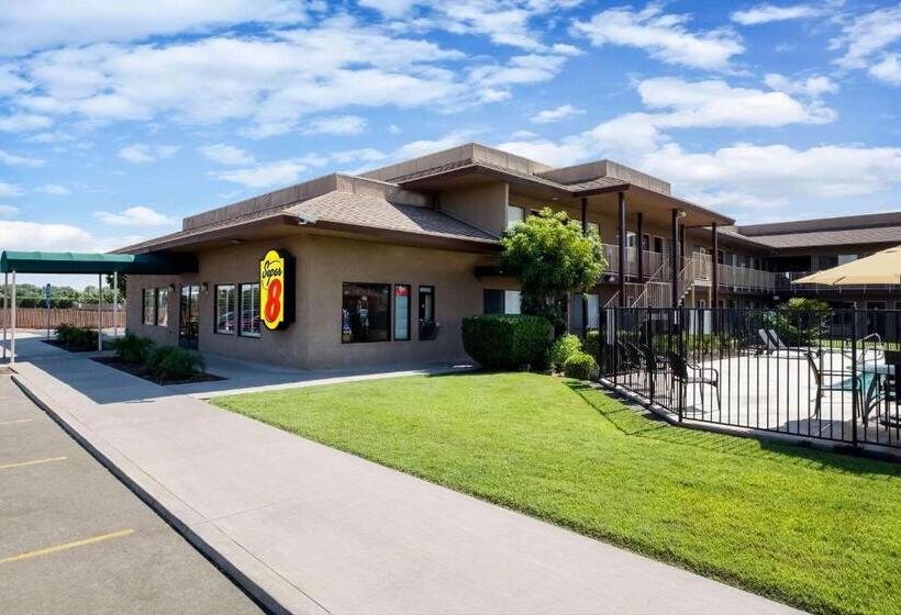 모텔 Super 8 By Wyndham Lindsay Olive Tree