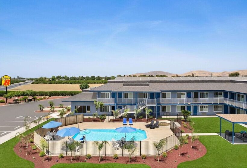 모텔 Super 8 By Wyndham Lindsay Olive Tree