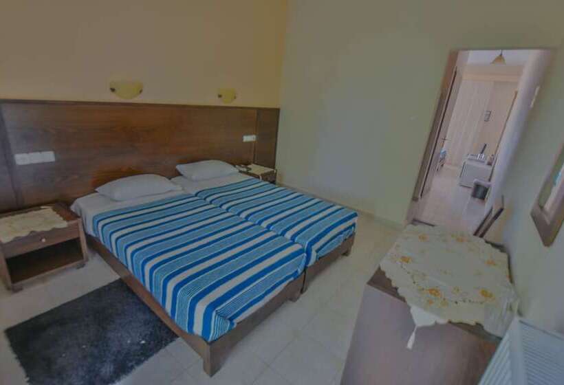 בית מלון כפרי Achillion