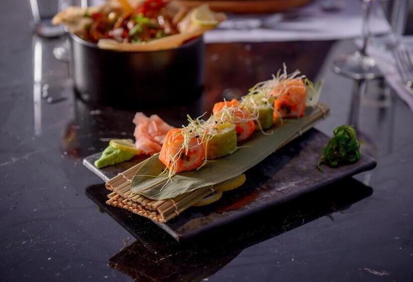 Отель Lyttos Mare