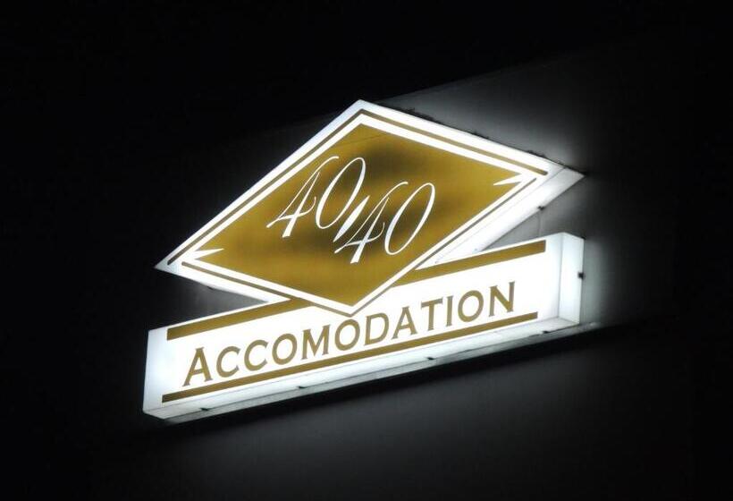40 40 Accommodation