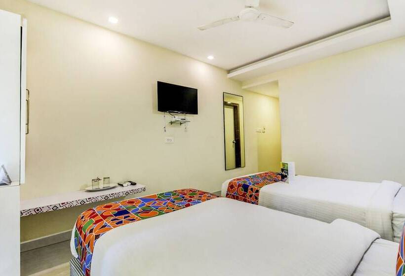 Fabhotel Sri Mayuri