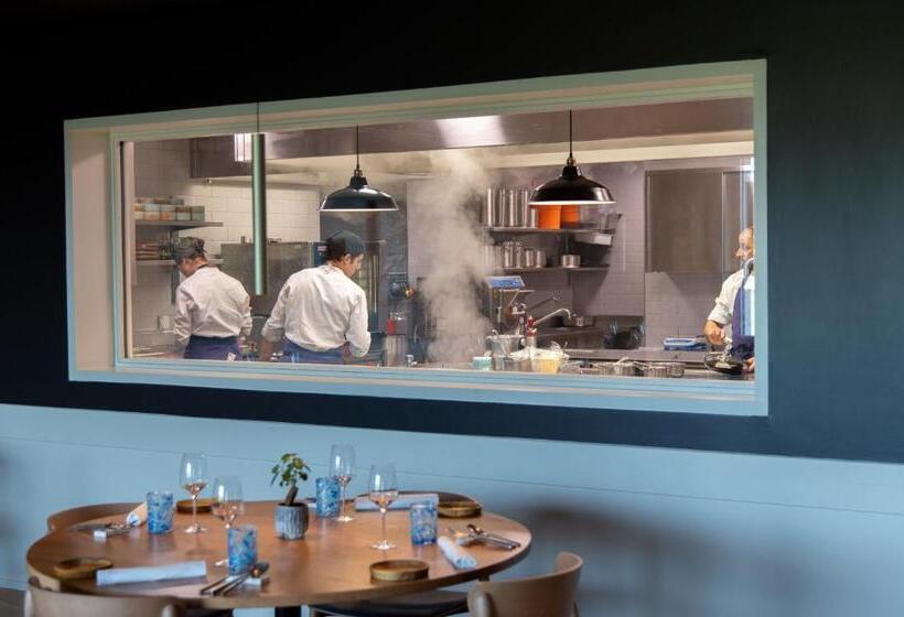 Отель Auberge Au Mai