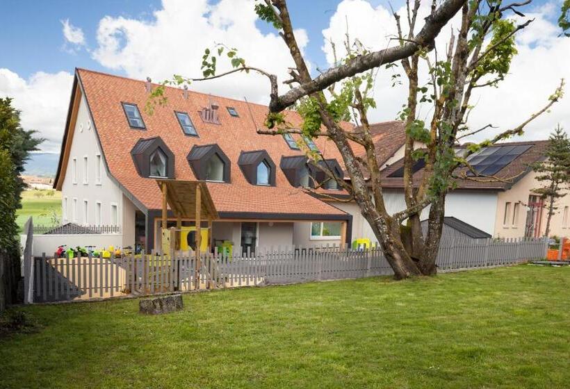 Отель Auberge Au Mai