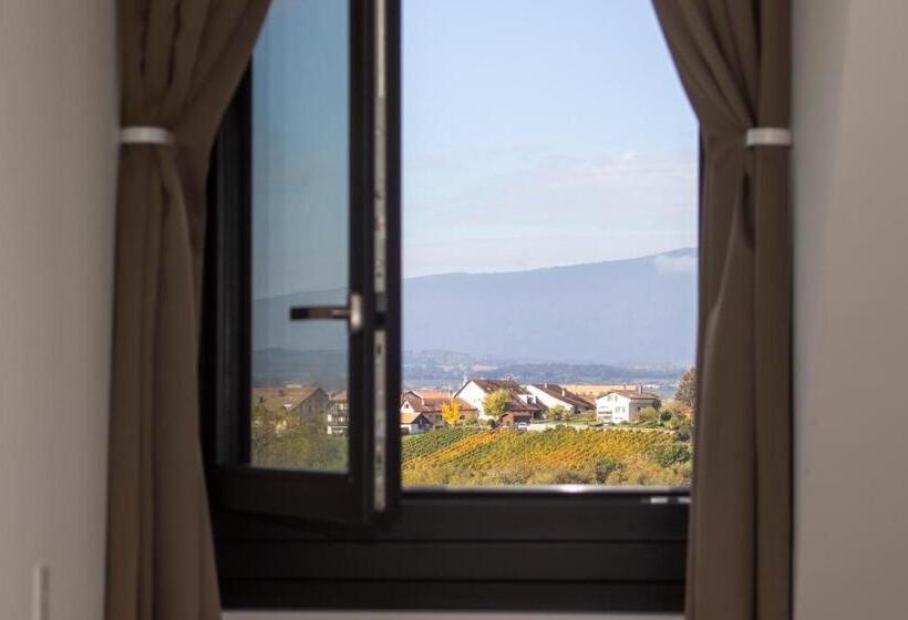 Отель Auberge Au Mai