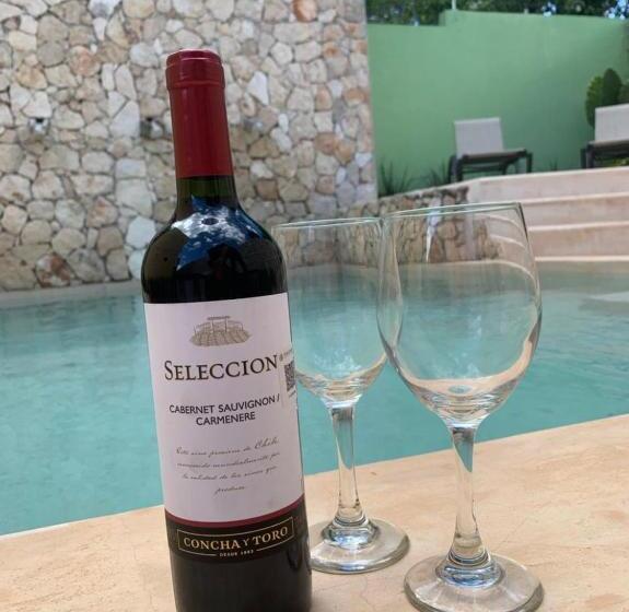 هتل Boutique Bugambilias