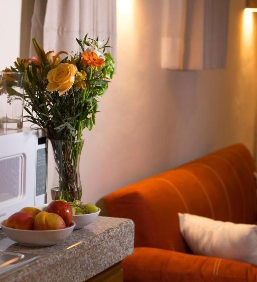 هتل Boutique Bugambilias