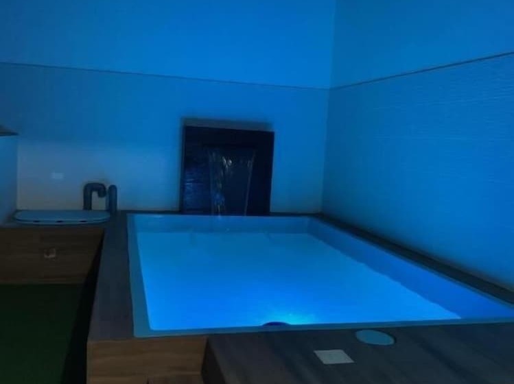 هتل Hostal Macacona