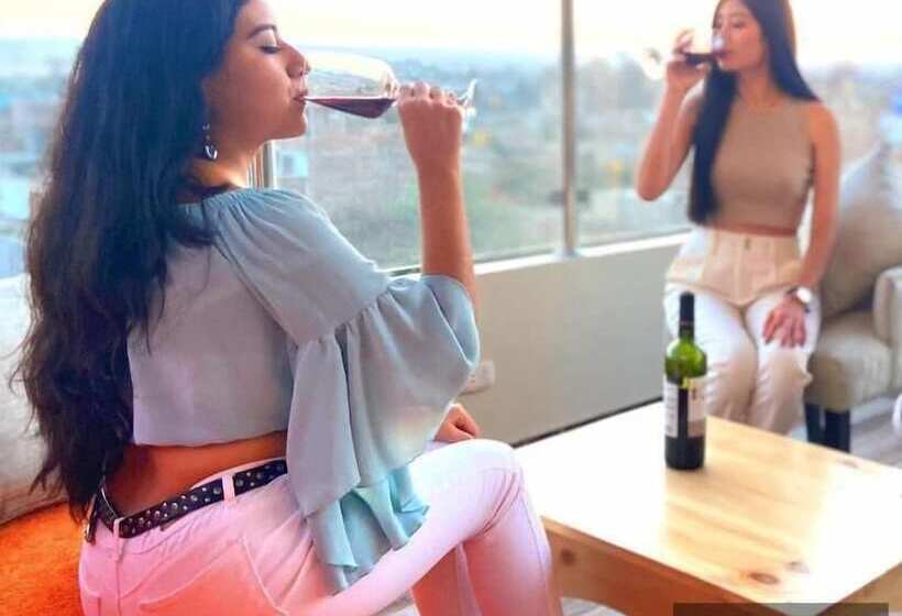 هتل Hostal Macacona