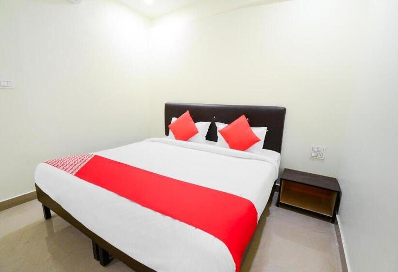 Отель Oyo 46315  Kartar