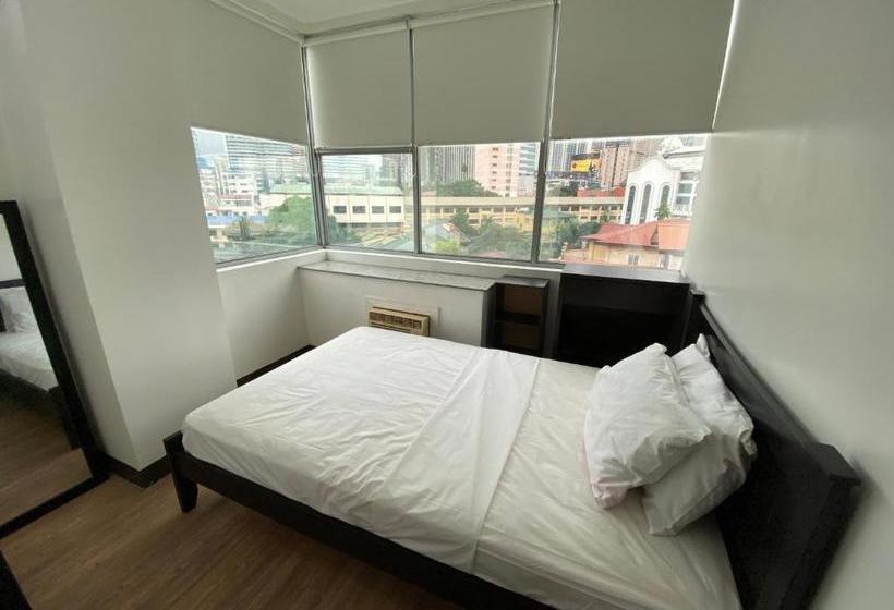 ホテル Oyo 732 Dansalan Suites