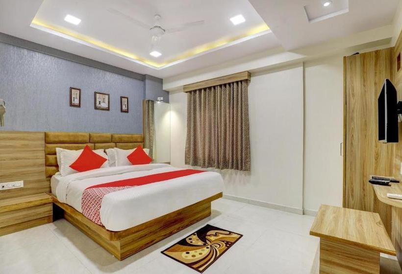 فندق Oyo 77355  Prince Inn