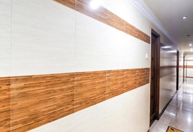 בית מלון כפרי Oyo 77418  Golden Park