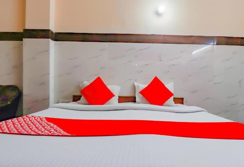 酒店 Oyo 77590 Vats