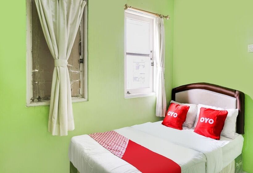 בית מלון כפרי Surya Inn Syariah Cikarang Redpartner