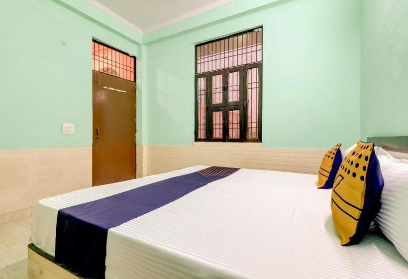 ホテル Spot On 77493 Moon Unit2