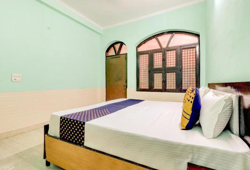 ホテル Spot On 77493 Moon Unit2