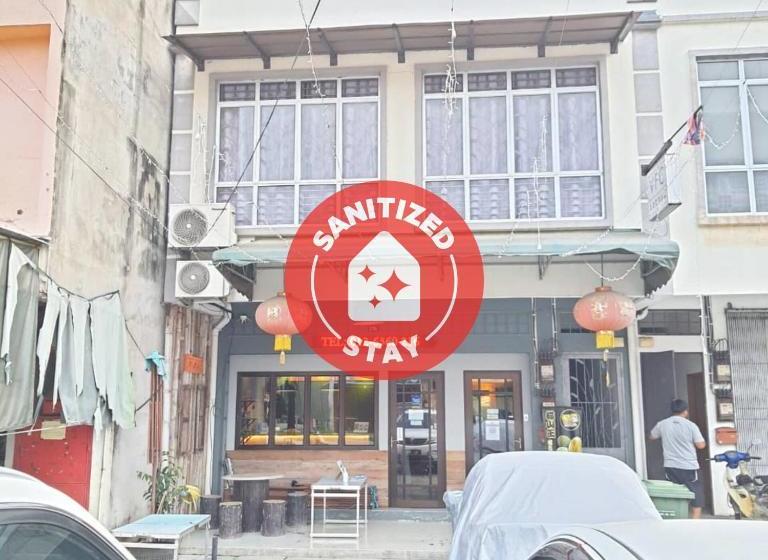 فندق Spot On 90165 Village Farmer Corporate