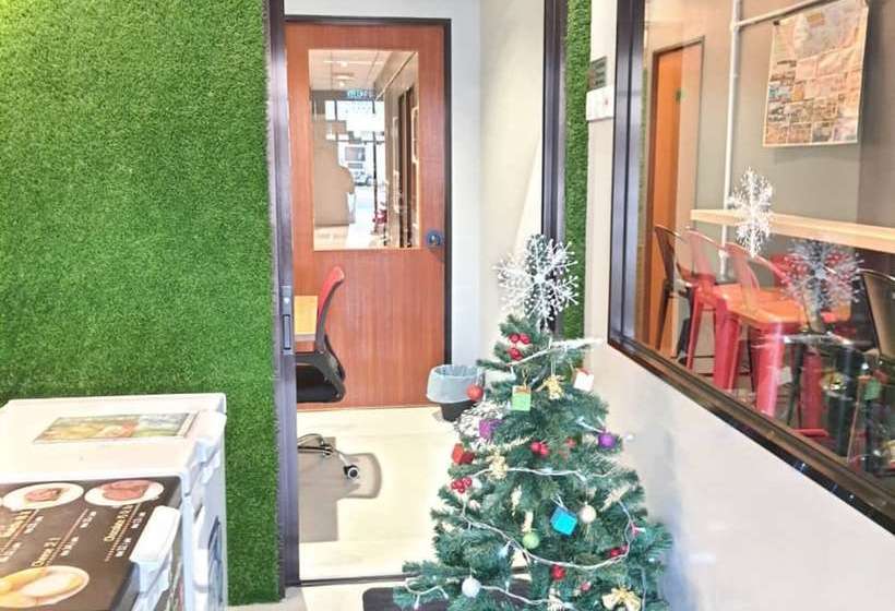 فندق Spot On 90165 Village Farmer Corporate