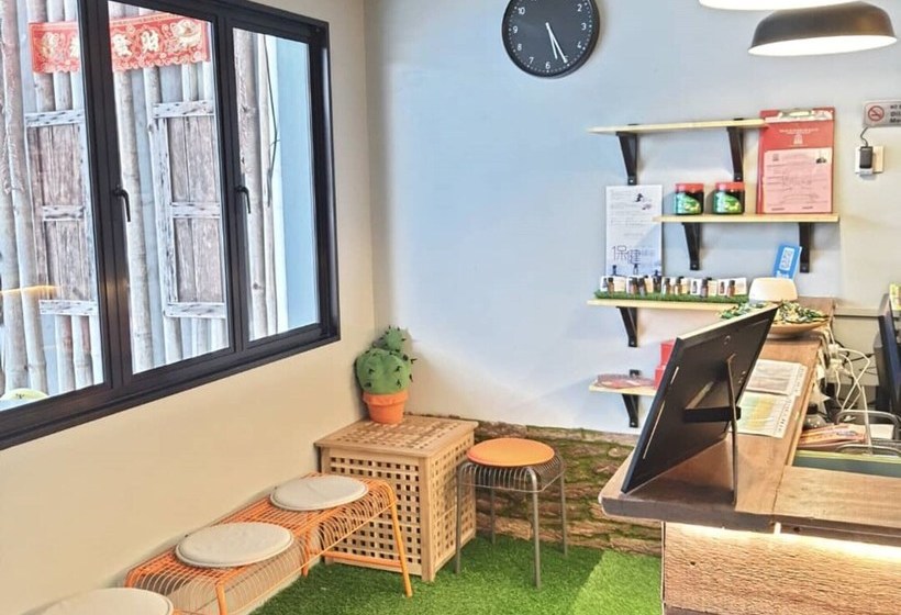 فندق Spot On 90165 Village Farmer Corporate