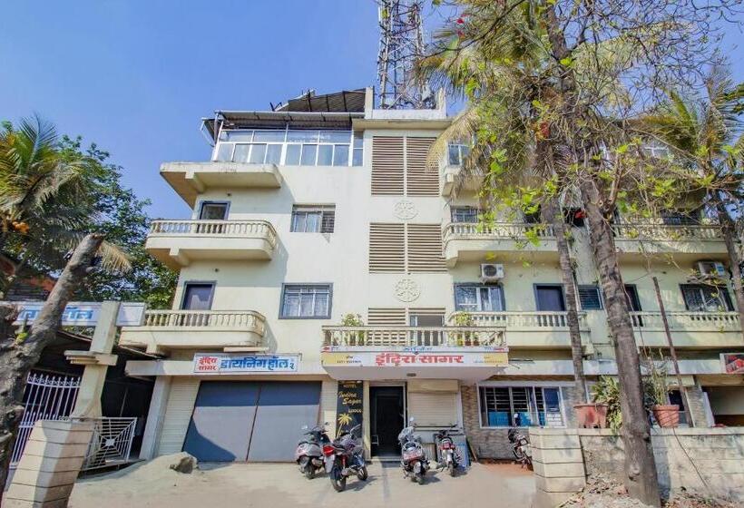 酒店 Spot On Indirasagar Executive