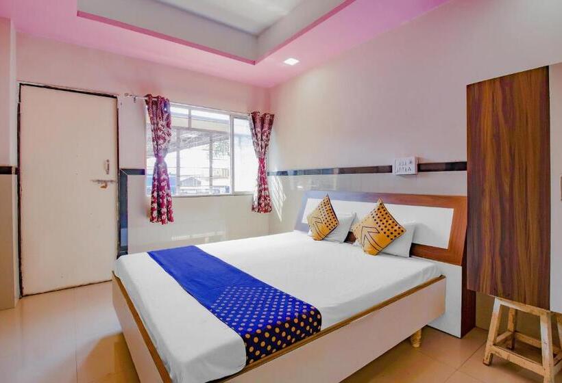 酒店 Spot On Indirasagar Executive