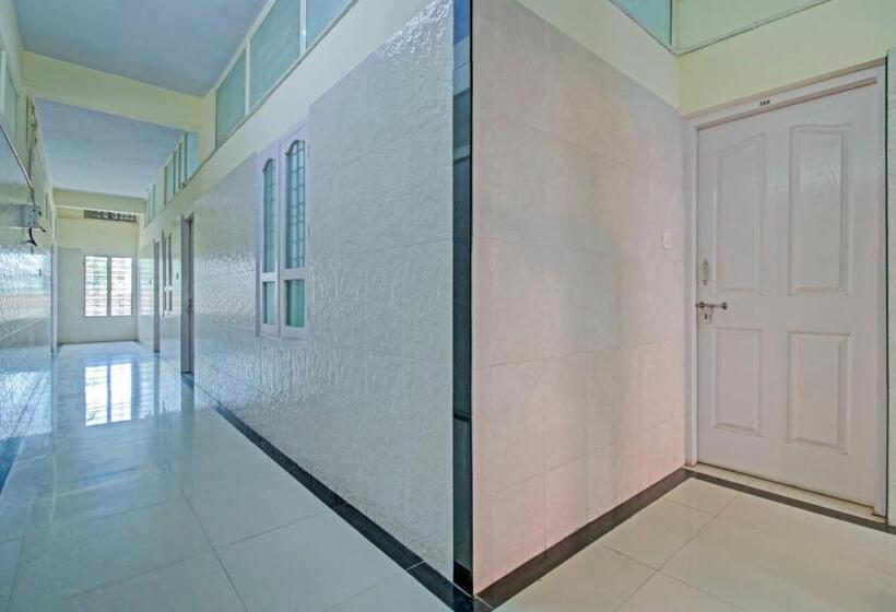 酒店 Spot On J P Tourist Home