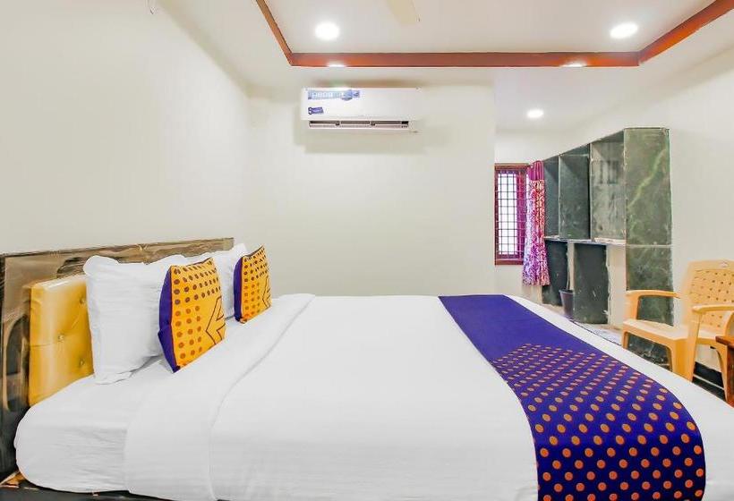 هتل Spot On  Grand Inn