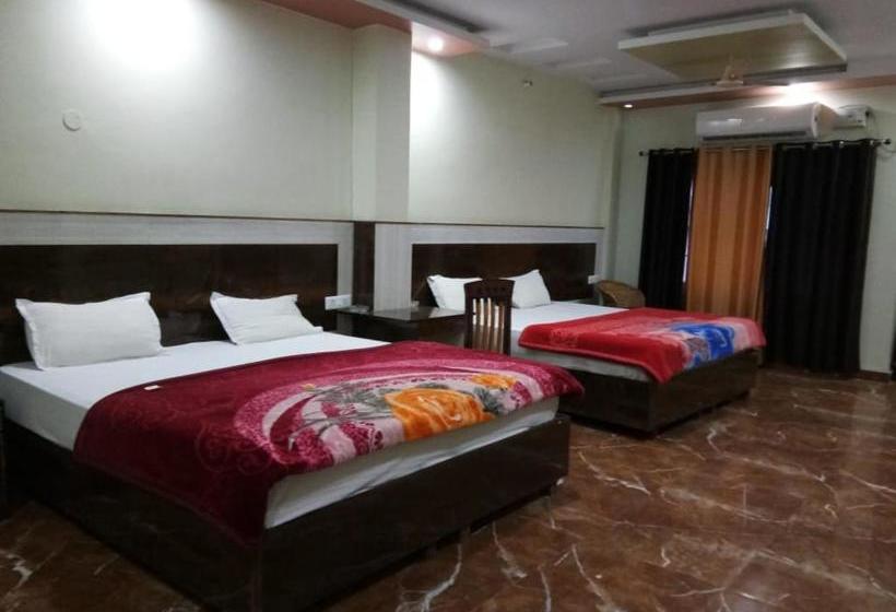 ホテル Treebo Trend Veda Retreat