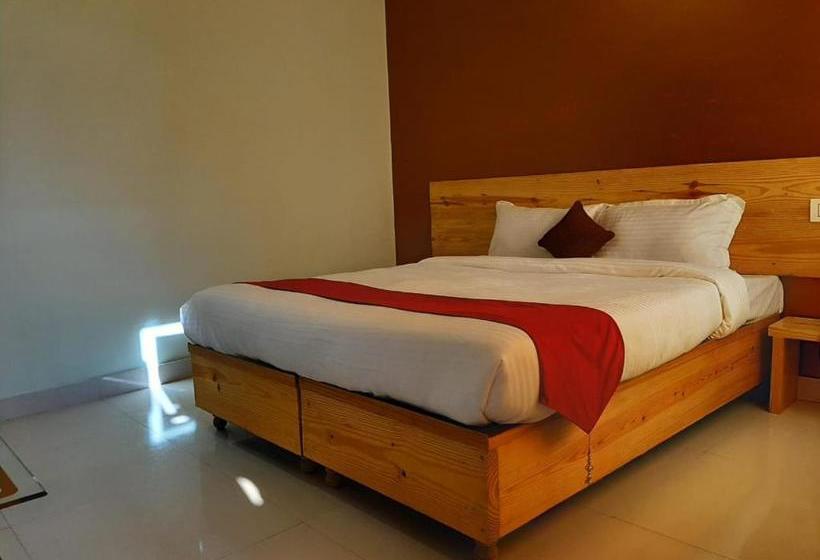 ホテル Treebo Trend Veda Retreat