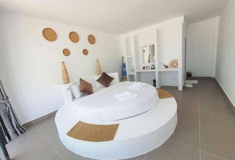 Luna Resort Koh Rong