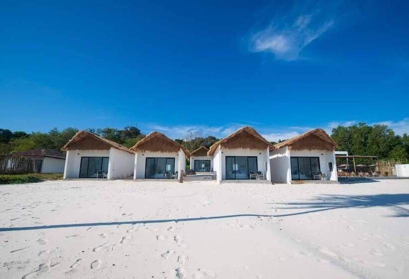 Luna Resort Koh Rong