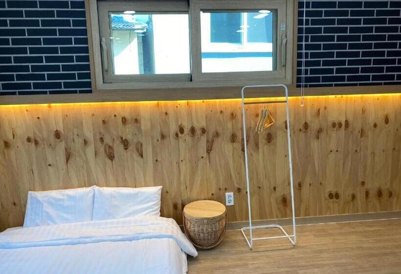 펜션 38th Street Guesthouse