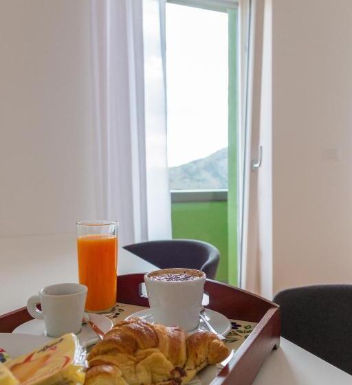 膳宿费 Affittacamere Rezzo