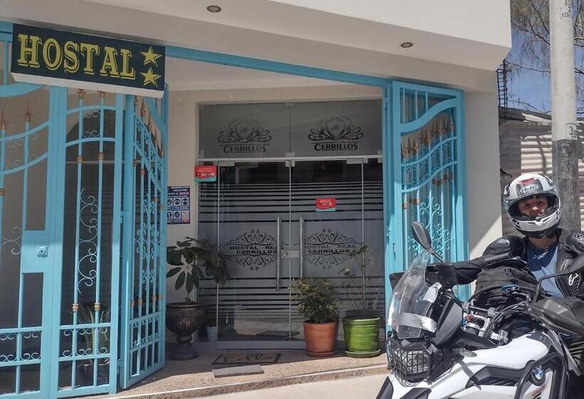پانسیون Hostal Real Cerrillos