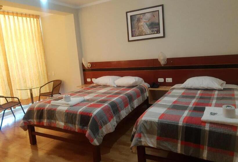 پانسیون Hostal Real Cerrillos