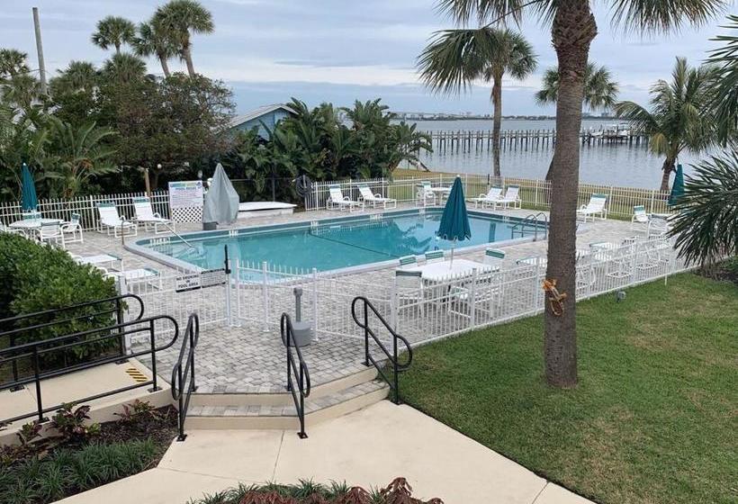 Jb Motel And Cottage