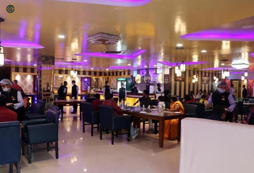 호텔 Blue Diamond Resort &