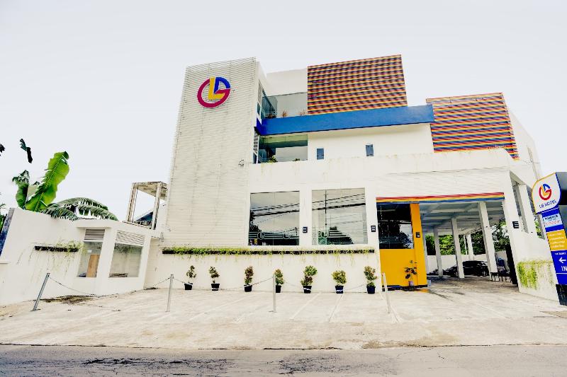 ホテル Collection O 90176 Lg  Jember