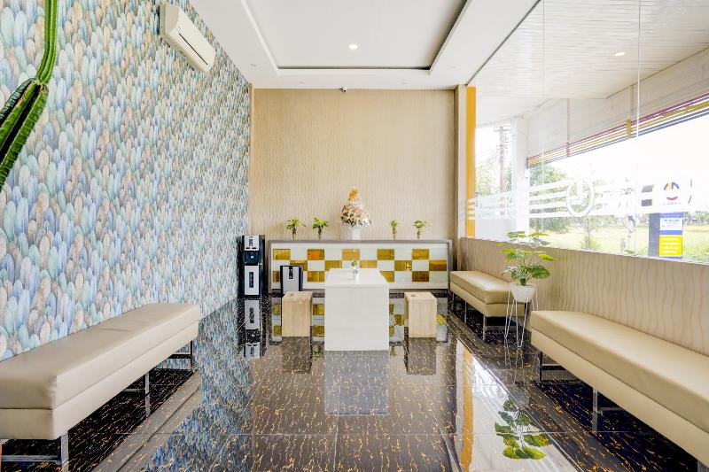 ホテル Collection O 90176 Lg  Jember