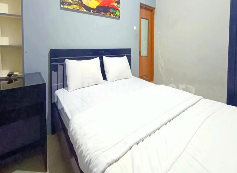 Отель D Waru Homestay Syariah Near Jl Slamet Riyadi Mitra Reddoorz