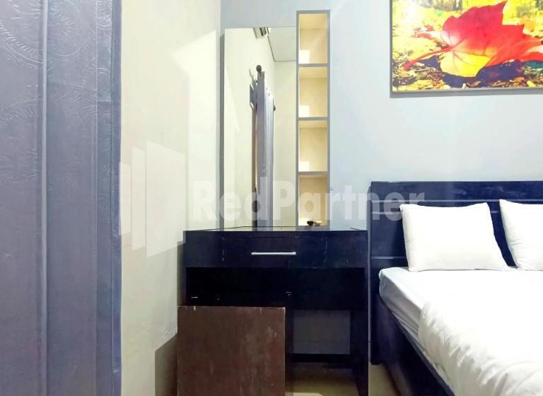 Отель D Waru Homestay Syariah Near Jl Slamet Riyadi Mitra Reddoorz
